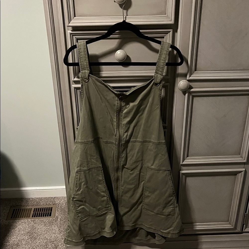 SO Olive Green Garment